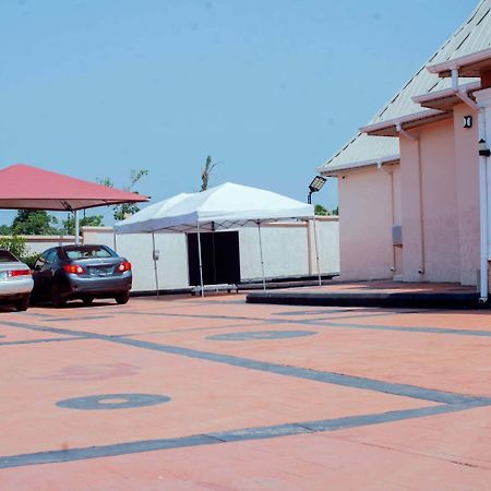 Feyintola Shortlet Apartment Ondo Exterior foto