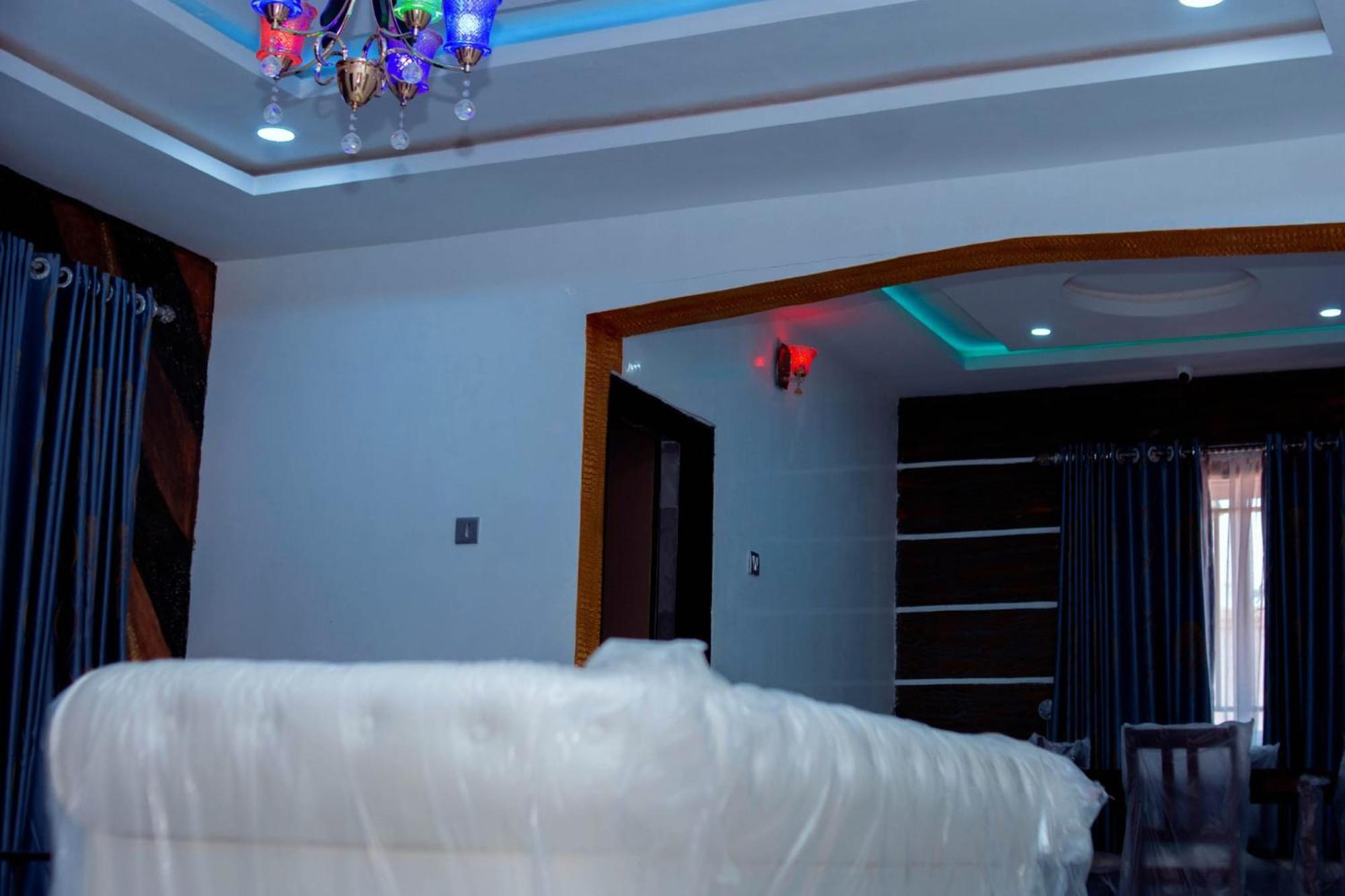 Feyintola Shortlet Apartment Ondo Exterior foto