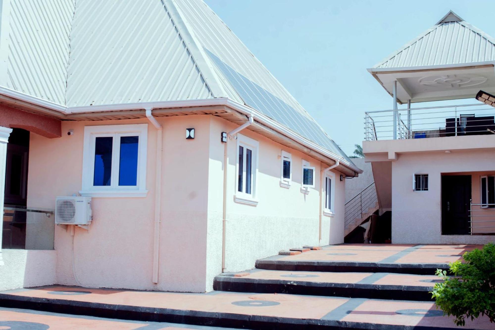Feyintola Shortlet Apartment Ondo Exterior foto
